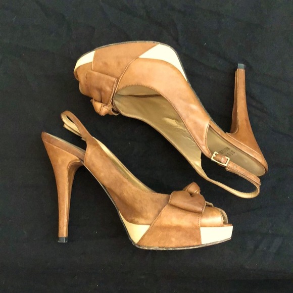 STUART WEITZMAN Walnut Leather Friller Peep Toe Slingback Heels with Bows size 8 - Picture 1 of 8